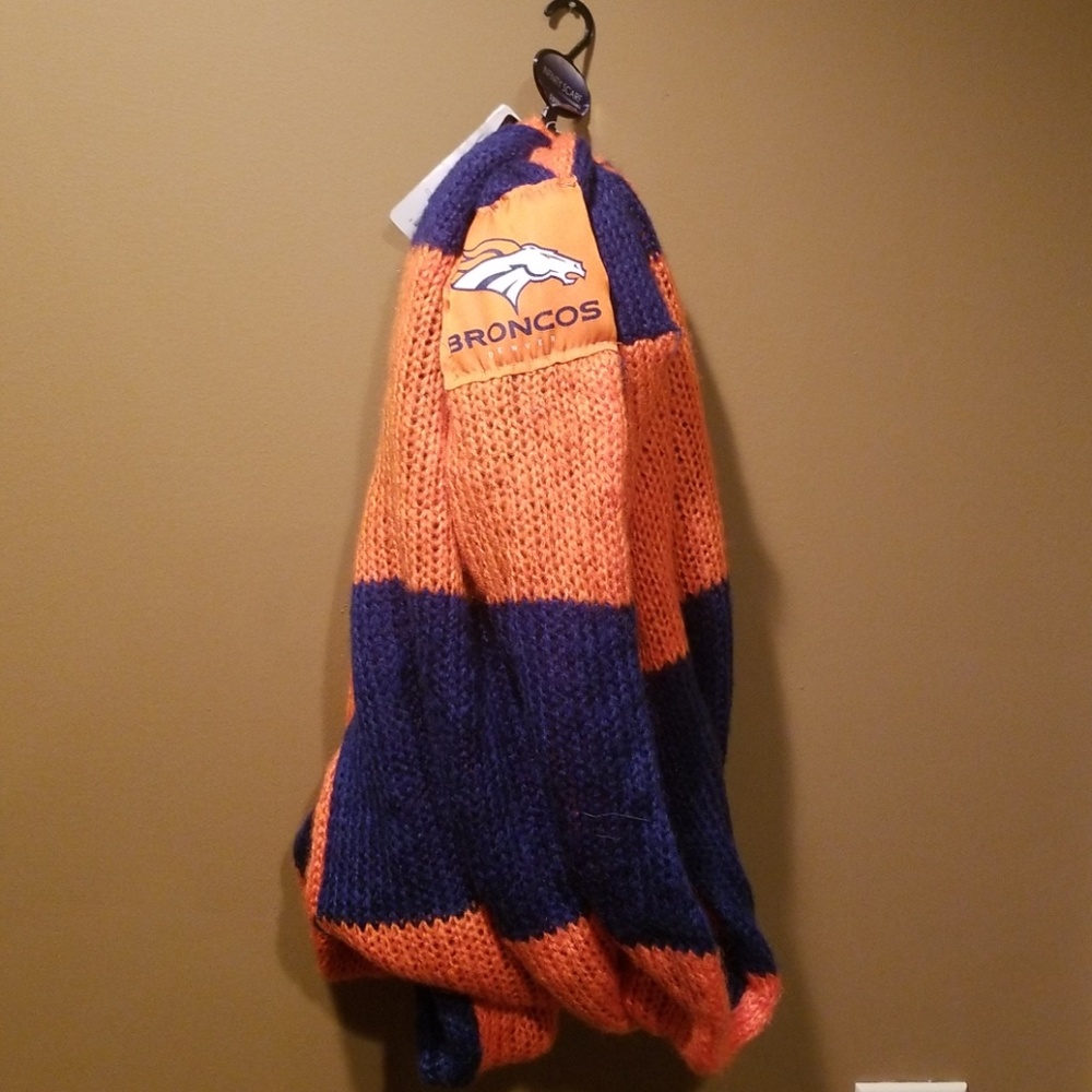 Broncos infinity scarf